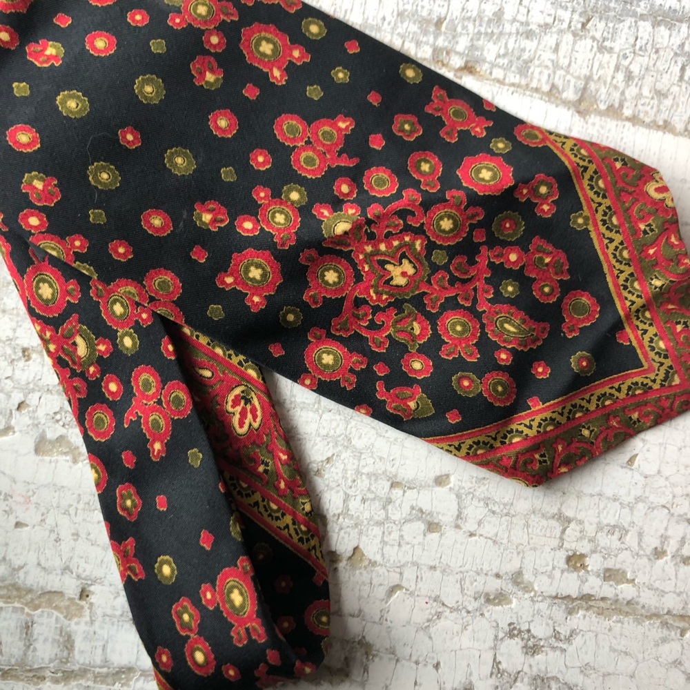 Pure silk floral neck tie - Picture 3 of 4